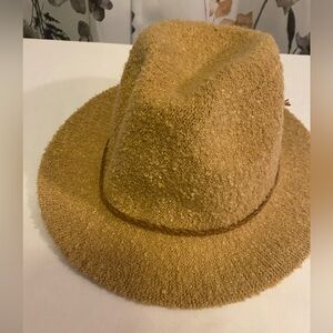 Women’s Tan Fedora Hat